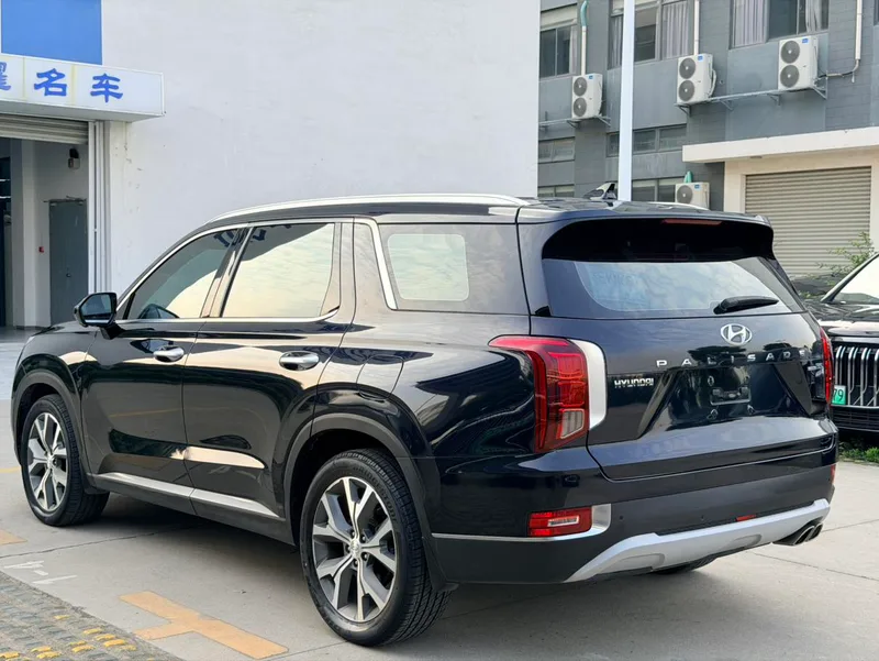 Hyundai Palisade 2021 3.5L Four-wheel drive automatic GLS interior photo 17 Hyundai Palisade 2021 3.5L Four-wheel drive automatic GLS interior photo 17