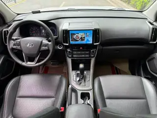 Hyundai ix35 2020 2.0L Tracción automática inteligente y valiente Versión de disfrute interior foto 9 Hyundai ix35 2020 2.0L Tracción automática inteligente y valiente Versión de disfrute interior foto 9