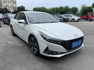 Hyundai Elantra 2021 1.5L CVT LUX Premium Edition exterior photo 3 Hyundai Elantra 2021 1.5L CVT LUX Premium Edition exterior photo 3