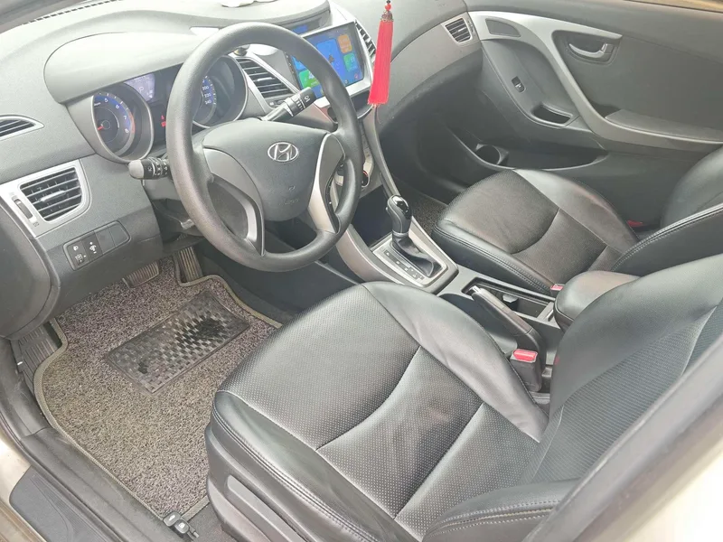 Hyundai Elantra Langdong 2016 1.6L automatic intelligent type interior photo 7 Hyundai Elantra Langdong 2016 1.6L automatic intelligent type interior photo 7