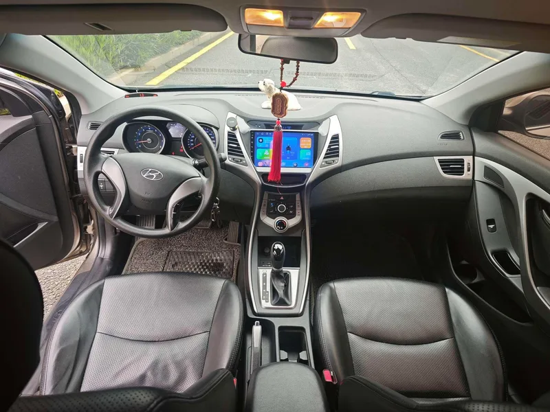 Hyundai Elantra Langdong 2016 1.6L automatic intelligent type interior photo 9 Hyundai Elantra Langdong 2016 1.6L automatic intelligent type interior photo 9