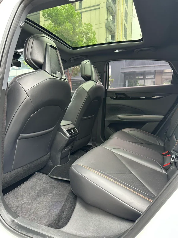 Changan UNI-V 2022 1.5T Premium Trim exterior photo 6 Changan UNI-V 2022 1.5T Premium Trim exterior photo 6