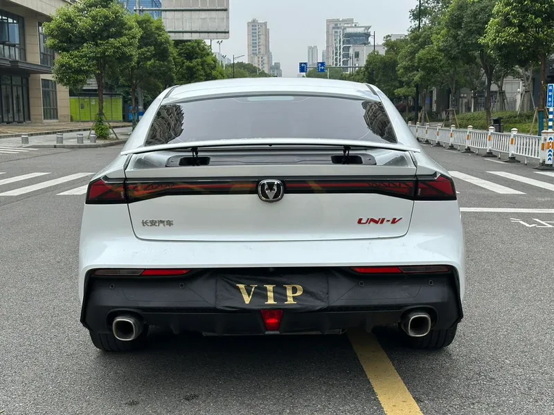 Changan UNI-V 2022 1.5T Premium Trim exterior photo 8 Changan UNI-V 2022 1.5T Premium Trim exterior photo 8