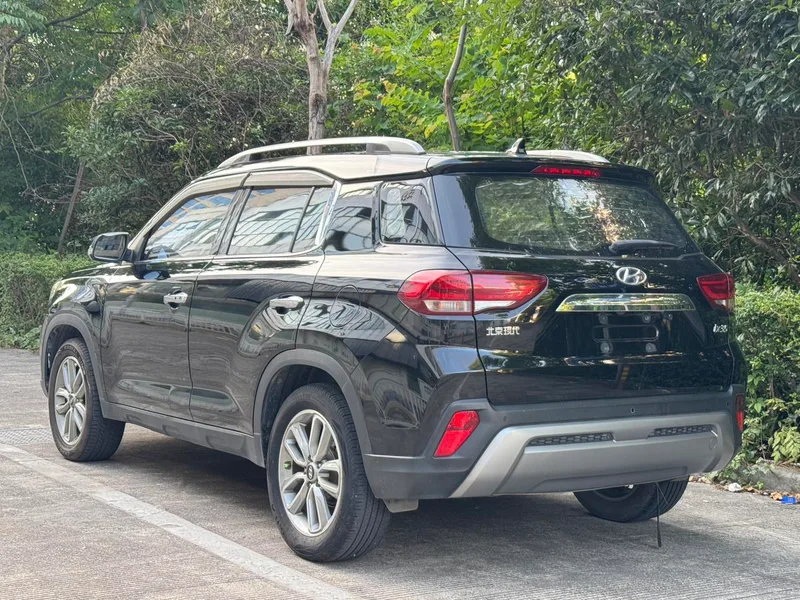 Hyundai ix35 2019 2.0L Tracción automática inteligente y valiente Versión de disfrute País VI exterior foto 4 Hyundai ix35 2019 2.0L Tracción automática inteligente y valiente Versión de disfrute País VI exterior foto 4