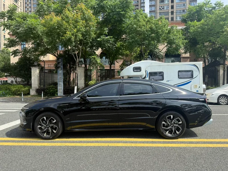 Hyundai Sonata 2024 1.5T Pro exterior photo 8 Hyundai Sonata 2024 1.5T Pro exterior photo 8