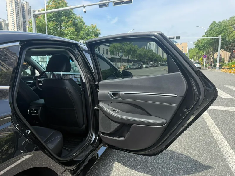 Hyundai Sonata 2024 1.5T Pro interior photo 14 Hyundai Sonata 2024 1.5T Pro interior photo 14