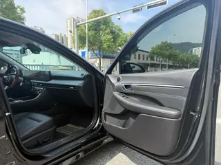 Hyundai Sonata 2024 1.5T Pro interior photo 16 Hyundai Sonata 2024 1.5T Pro interior photo 16