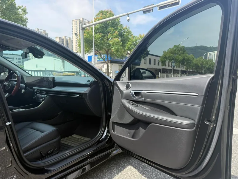 Hyundai Sonata 2024 1.5T Pro interior photo 16 Hyundai Sonata 2024 1.5T Pro interior photo 16