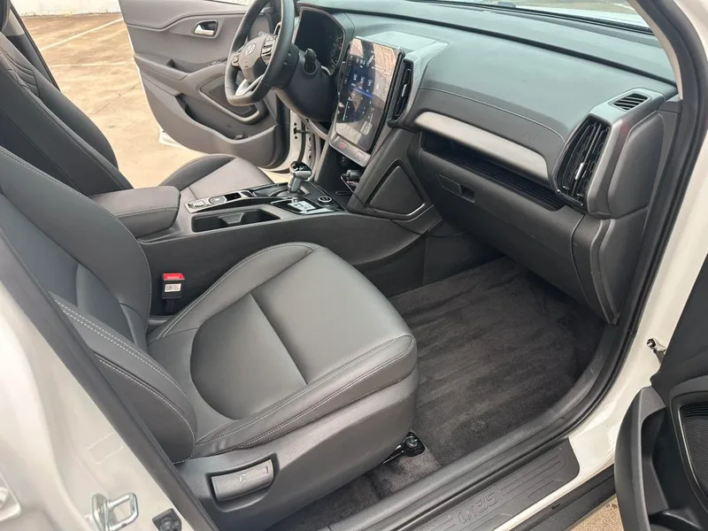 Hyundai ix35 2021 2.0L Version principale automatique à deux roues motrices GLS intérieur photo 9 Hyundai ix35 2021 2.0L Version principale automatique à deux roues motrices GLS intérieur photo 9