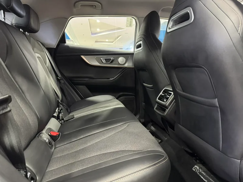 Chery Tiggo 5x 2025 High-energy version 1.5T CVT Comfortable exterior photo 9 Chery Tiggo 5x 2025 High-energy version 1.5T CVT Comfortable exterior photo 9