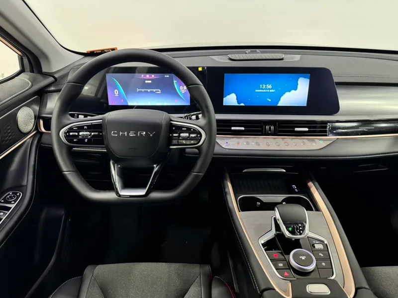 Chery Tiggo 5x 2025 High-energy version 1.5T CVT Comfortable interior photo 13 Chery Tiggo 5x 2025 High-energy version 1.5T CVT Comfortable interior photo 13