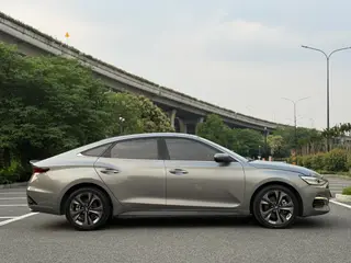 Hyundai Lafesta 2019 280TGDi Sports version Country VI interior photo 7 Hyundai Lafesta 2019 280TGDi Sports version Country VI interior photo 7