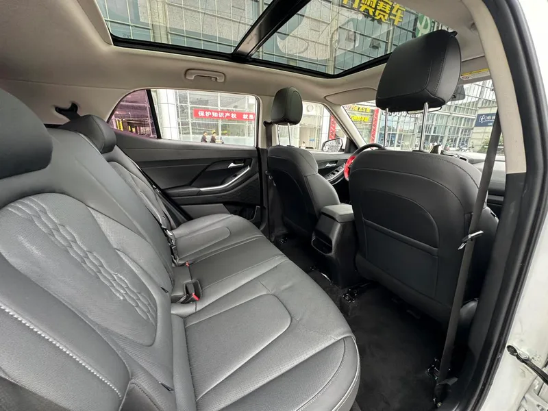 Hyundai ix25 2020 1.5L CVT Premium Trim interior photo 14 Hyundai ix25 2020 1.5L CVT Premium Trim interior photo 14