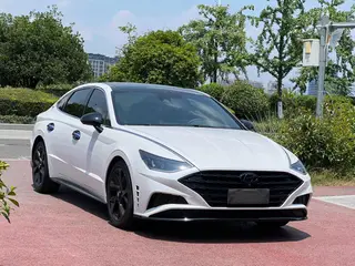 Hyundai Sonata 2022 380TGDi 20th SE Automatique 20 Édition anniversaire extérieur photo 2 Hyundai Sonata 2022 380TGDi 20th SE Automatique 20 Édition anniversaire extérieur photo 2
