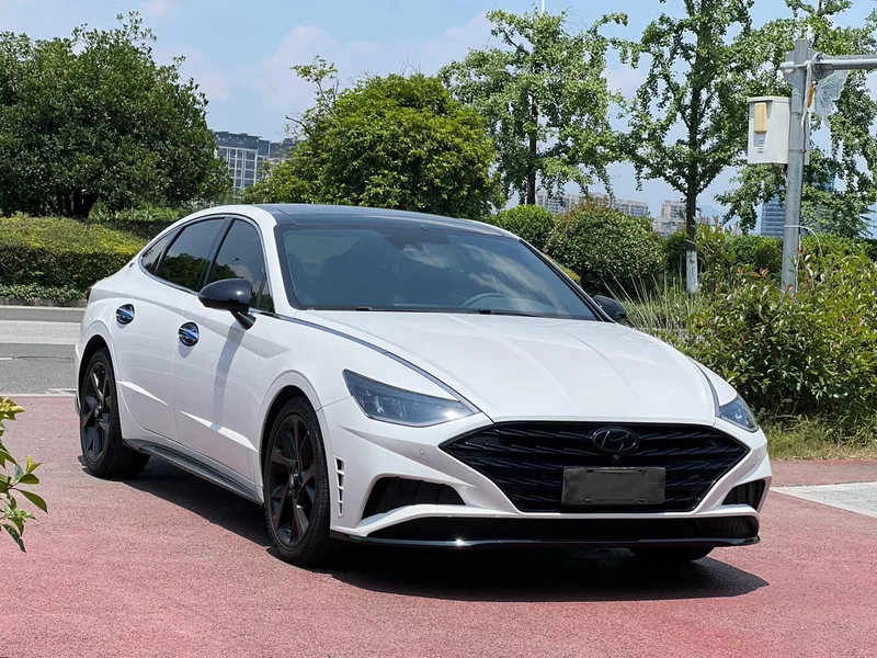 Hyundai Sonata 2022 380TGDi 20th SE Automatique 20 Édition anniversaire extérieur photo 2 Hyundai Sonata 2022 380TGDi 20th SE Automatique 20 Édition anniversaire extérieur photo 2