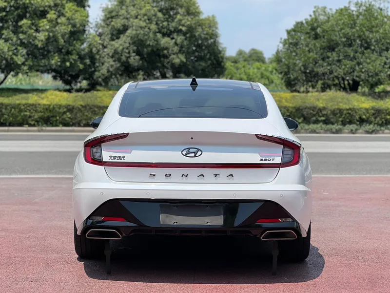 Hyundai Sonata 2022 380TGDi 20th SE Automatique 20 Édition anniversaire extérieur photo 4 Hyundai Sonata 2022 380TGDi 20th SE Automatique 20 Édition anniversaire extérieur photo 4