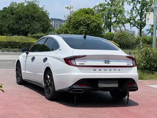 Hyundai Sonata 2022 380TGDi 20th SE Automatique 20 Édition anniversaire extérieur photo 6 Hyundai Sonata 2022 380TGDi 20th SE Automatique 20 Édition anniversaire extérieur photo 6