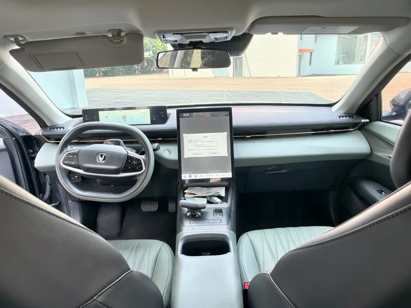Changan Lamore 2023 1.5T GDI Automatic Flagship interior photo 13 Changan Lamore 2023 1.5T GDI Automatic Flagship interior photo 13