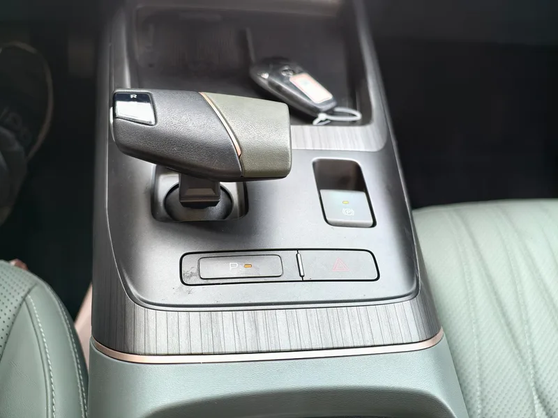 Changan Lamore 2023 1.5T GDI Automatic Flagship interior photo 17 Changan Lamore 2023 1.5T GDI Automatic Flagship interior photo 17