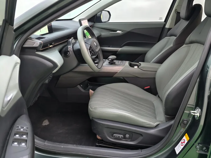 Changan Lamore 2023 1.5T GDI Automatic Flagship interior photo 19 Changan Lamore 2023 1.5T GDI Automatic Flagship interior photo 19