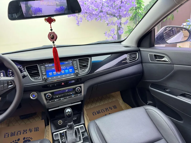 Hyundai Mistra 2014 1.8L automatic intelligent type GLS interior photo 15