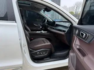 Chery Tiggo 8 Pro 2024 Champion Edition 290T Two-wheel Drive Peak Edition 7 seat interior photo 12