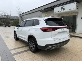 Chery Tiggo 8 Pro 2024 Champion Edition 290T Two-wheel Drive Peak Edition 7 seat interior photo 15