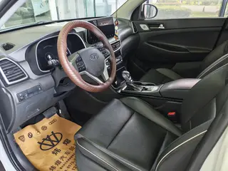 Hyundai Tucson 2019 280TGDi Dual-clutch two-drive fashion version China V exterior photo 4 Hyundai Tucson 2019 280TGDi Dual-clutch two-drive fashion version China V exterior photo 4