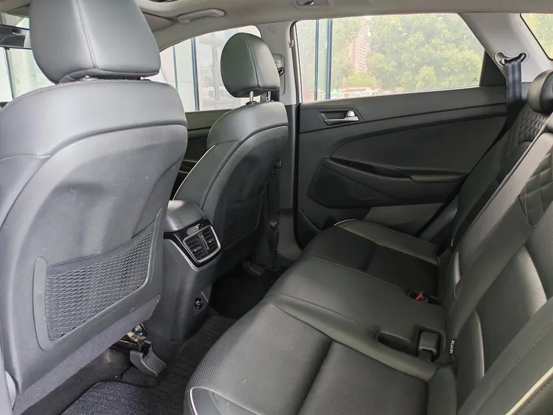Hyundai Tucson 2019 280TGDi Dual-clutch two-drive fashion version China V exterior photo 5 Hyundai Tucson 2019 280TGDi Dual-clutch two-drive fashion version China V exterior photo 5