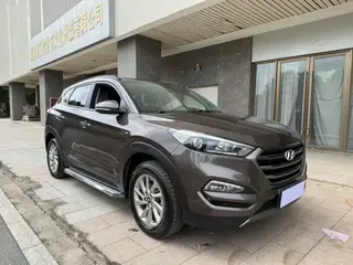 Hyundai Tucson 2015 1.6T Double embrayage, traction avant, version intelligente extérieur photo 3 Hyundai Tucson 2015 1.6T Double embrayage, traction avant, version intelligente extérieur photo 3