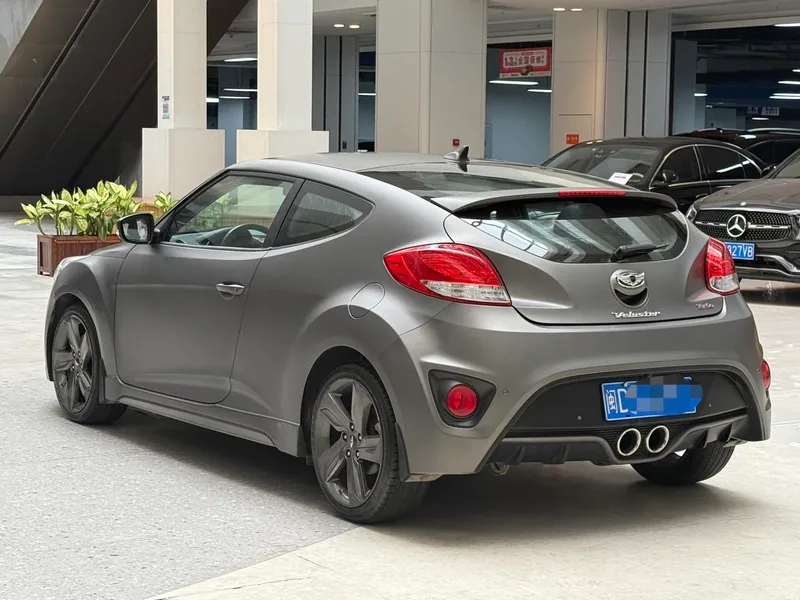 Hyundai Veloster 2015 1.6T Version exclusive automatique intérieur photo 6 Hyundai Veloster 2015 1.6T Version exclusive automatique intérieur photo 6