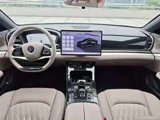BYD han 2025 DM-i 125KM Premium Trim interior photo 13