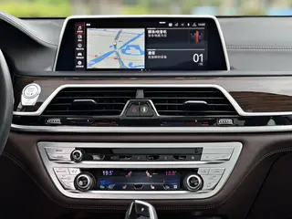 BMW 7 Series 2019 Restyling 730Li Luxury Set exterior photo 10 BMW 7 Series 2019 Restyling 730Li Luxury Set exterior photo 10