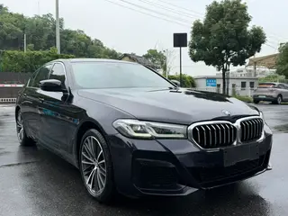BMW 5 Series 2021 Restyling 530Li Leading Type M Sports suit exterior photo 2 BMW 5 Series 2021 Restyling 530Li Leading Type M Sports suit exterior photo 2