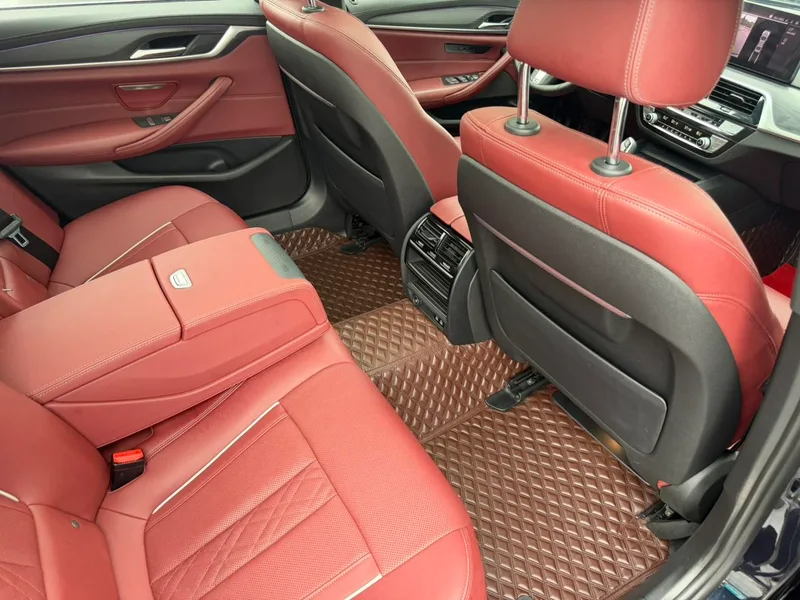 BMW 5 Series 2021 Restyling 530Li Leading Type M Sports suit interior photo 11 BMW 5 Series 2021 Restyling 530Li Leading Type M Sports suit interior photo 11