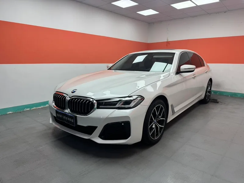 BMW 5 Series 2018 525Li Luxury Set exterior photo 1 BMW 5 Series 2018 525Li Luxury Set exterior photo 1