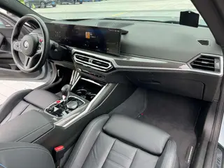 BMW M2 2024 M2 Coupe interior photo 17 BMW M2 2024 M2 Coupe interior photo 17