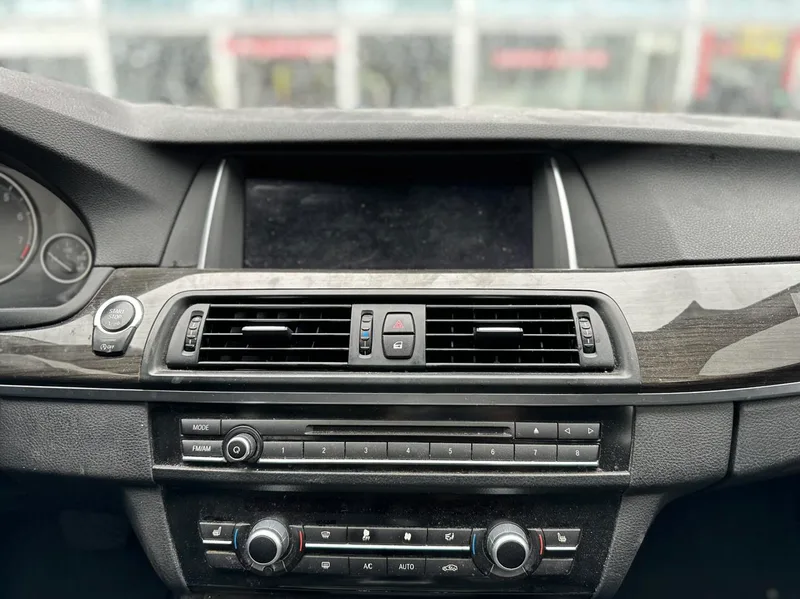 BMW 5 Series 2014 525Li Set de diseño de lujo interior foto 17