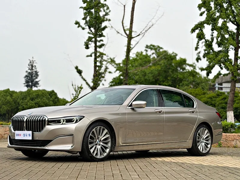BMW 7 Series 2021 740Li Leading Type Luxury Set exterior photo 1 BMW 7 Series 2021 740Li Leading Type Luxury Set exterior photo 1