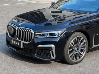BMW 7 Series 2021 740Li xDrive Административный тип M Спортивный костюм интерьер фото 9