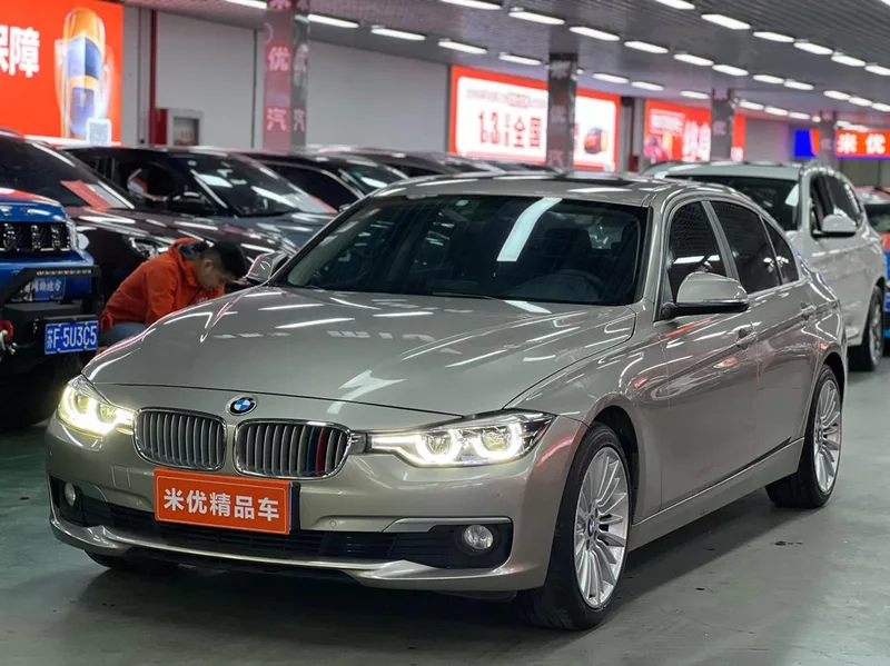 BMW 3 Series 2018 320Li Fashionable exterior photo 1 BMW 3 Series 2018 320Li Fashionable exterior photo 1