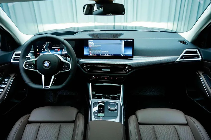 BMW 3 Series 2026 330Li M Sports Night Suit exterior photo 5 BMW 3 Series 2026 330Li M Sports Night Suit exterior photo 5