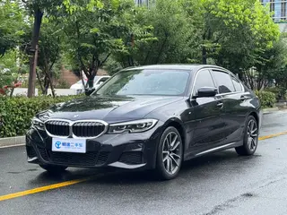 BMW 3 Series 2022 320Li M Sports suit exterior photo 1