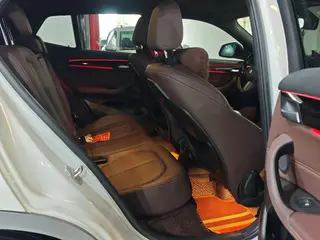 BMW X2 2020 sDrive25i Leading Type M Off-road suit interior photo 10