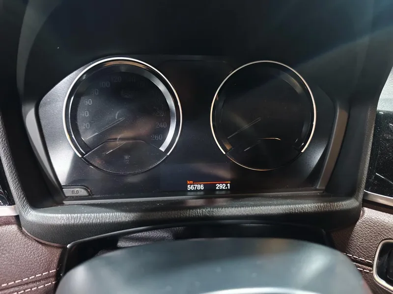 BMW X2 2020 sDrive25i Leading Type M Off-road suit interior photo 13
