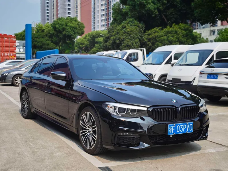 BMW 5 Series 2019 530Li Leading Type M Sports suit exterior photo 3 BMW 5 Series 2019 530Li Leading Type M Sports suit exterior photo 3