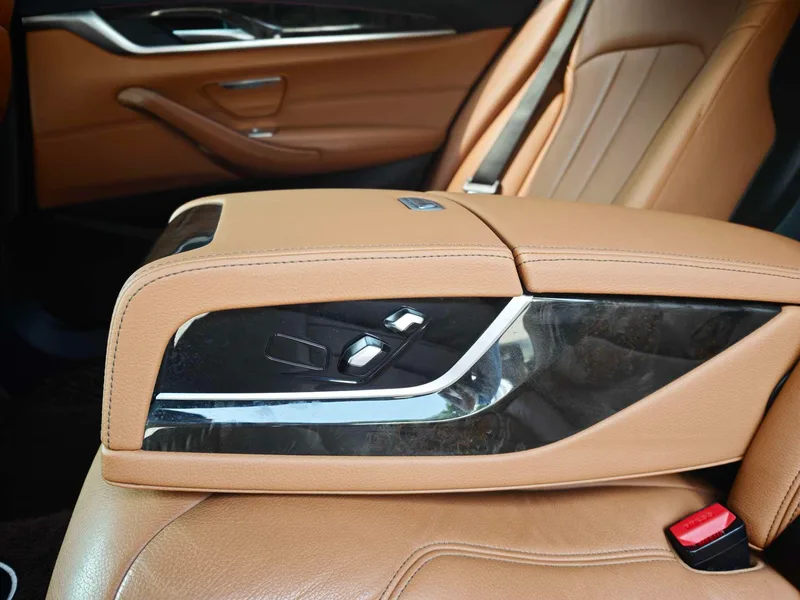 BMW 5 Series 2019 530Li Leading Type M Sports suit exterior photo 4 BMW 5 Series 2019 530Li Leading Type M Sports suit exterior photo 4