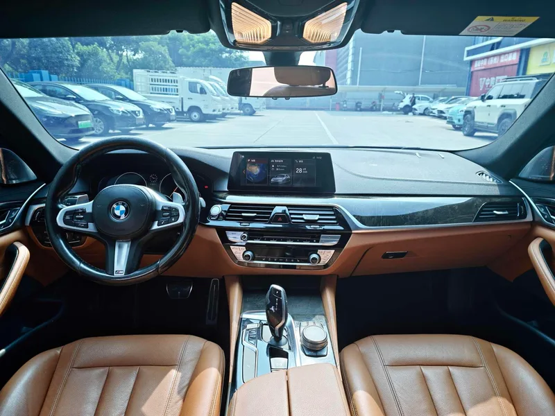 BMW 5 Series 2019 530Li Leading Type M Sports suit exterior photo 5 BMW 5 Series 2019 530Li Leading Type M Sports suit exterior photo 5