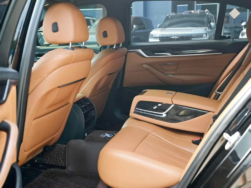 BMW 5 Series 2019 530Li Leading Type M Sports suit exterior photo 6 BMW 5 Series 2019 530Li Leading Type M Sports suit exterior photo 6