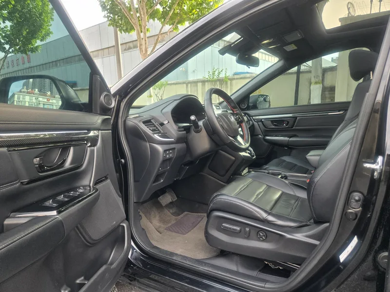 Honda CR-V 2021 240TURBO CVT Versión de jazz negro con tracción en dos ruedas exterior foto 4